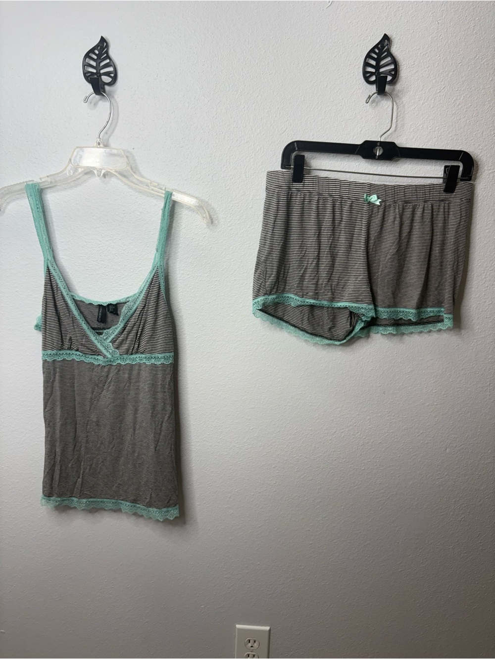 Cynthia Rowley Size Large Pajama Set